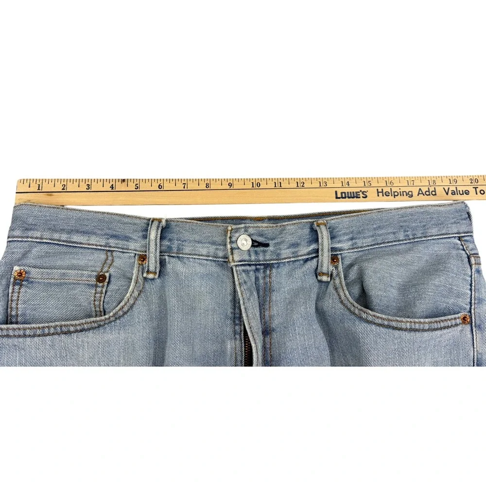 Levis levi 560